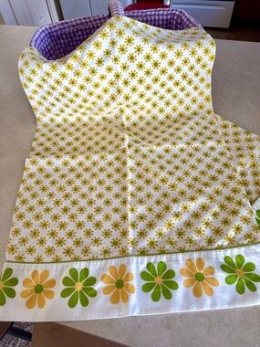 Vtg Lady Pepperell 2x Standard Pillowcases Goldenrod & Avocado Mod Daisy Floral